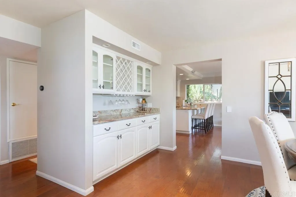 https://cdn.realtyfeed.com/cdn/127/306513820/826afdf1c74a646a0a64054562bac826.webp