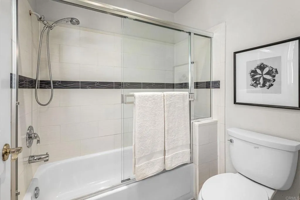https://cdn.realtyfeed.com/cdn/127/306513821/1995a0bf04afd1f0eafac8826bbd7940.webp