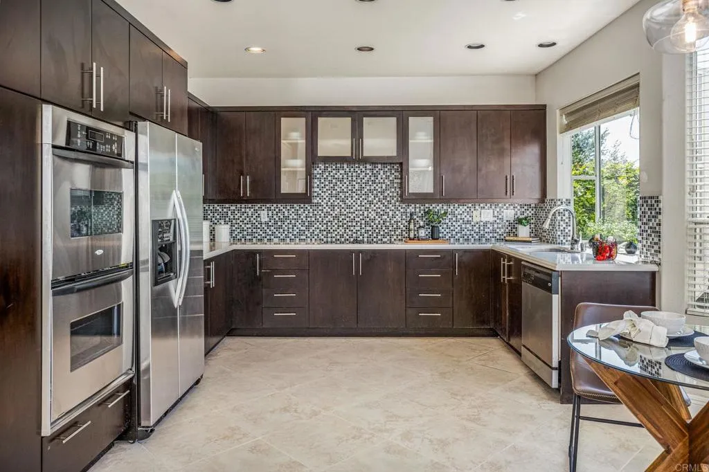https://cdn.realtyfeed.com/cdn/127/306513821/4de936defa2c3fd32cfbcf4dfad6ff3f.webp