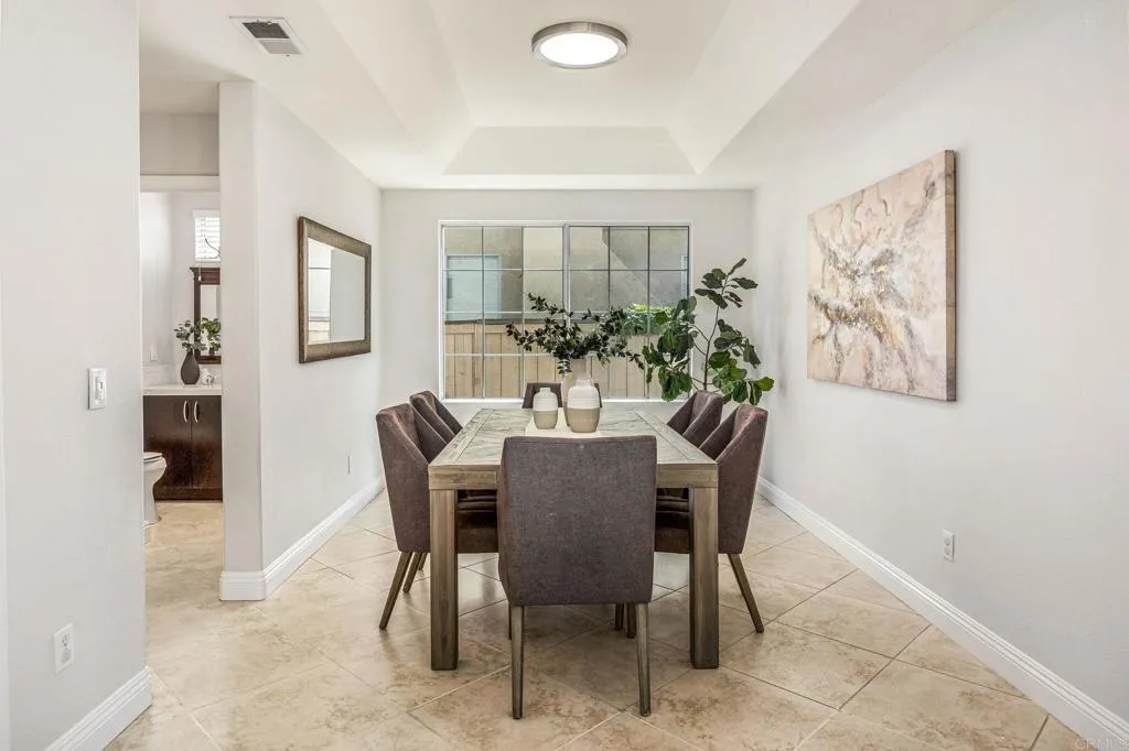 https://cdn.realtyfeed.com/cdn/127/306513821/bdd444937f4e05ef57198fe1dcef2073.webp