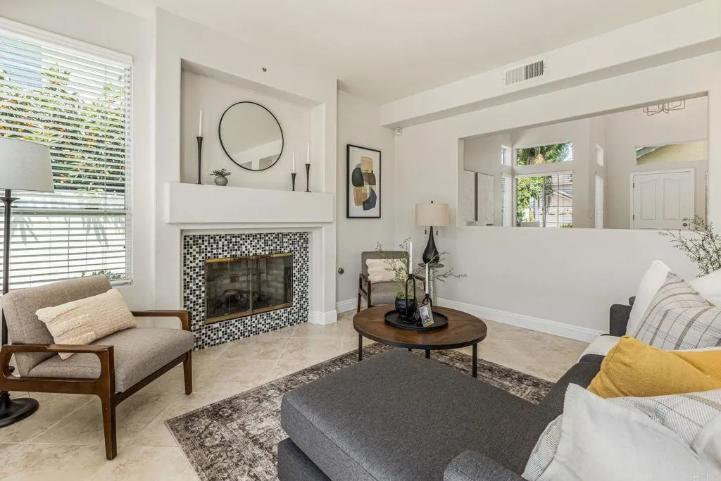 https://cdn.realtyfeed.com/cdn/127/306513821/bf7fe670808b4dbe8c33e16b54296816.webp