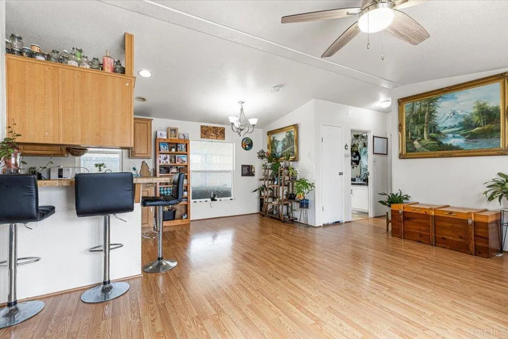 https://cdn.realtyfeed.com/cdn/127/306513888/793606e2705cc0633ba2fd5bd3439b7c.webp