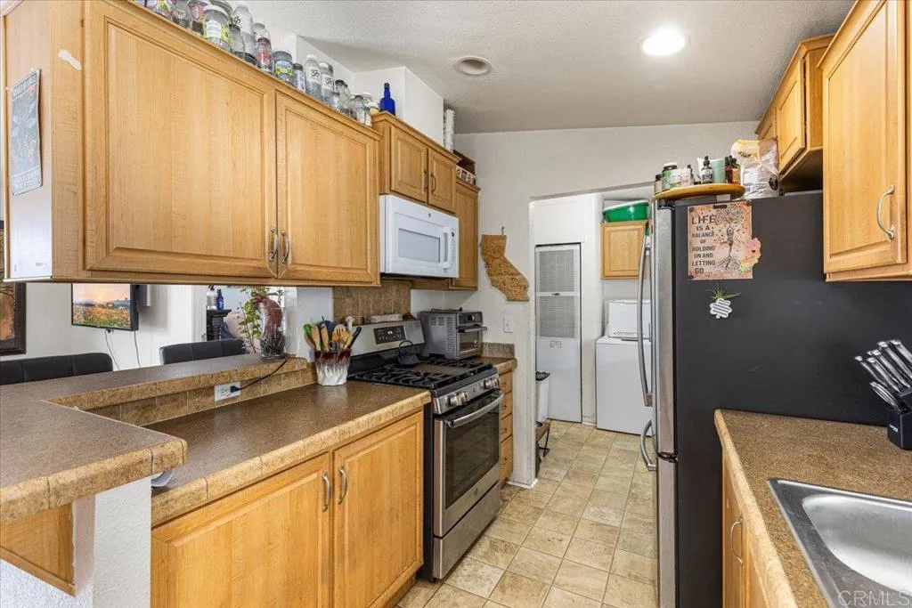 https://cdn.realtyfeed.com/cdn/127/306513888/dd4515cfba4c288aeb93db5e6fa186c5.webp