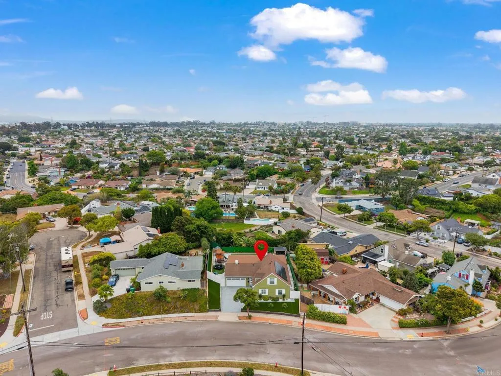 https://cdn.realtyfeed.com/cdn/127/306513898/18ce97eb96ca8aba86e6cdcbf8fa801f.webp