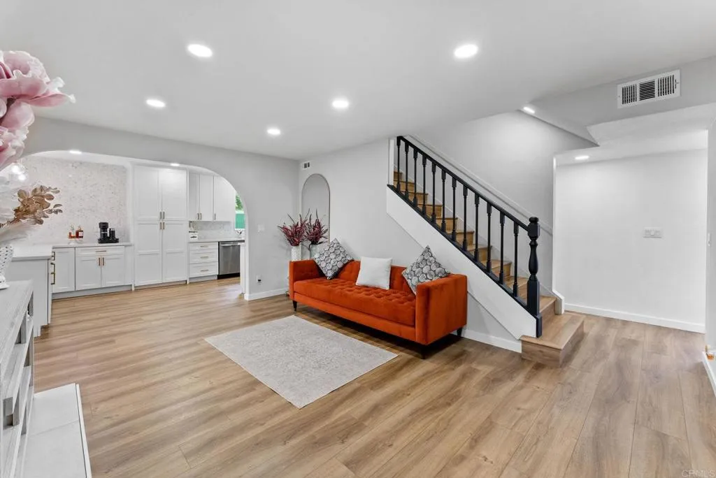 https://cdn.realtyfeed.com/cdn/127/306513898/c4d58d4f0947a4549e6683b7373378a1.webp