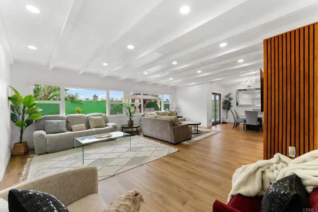 https://cdn.realtyfeed.com/cdn/127/306513898/efc442bafff4b1a1bc819e6eb201317d.webp