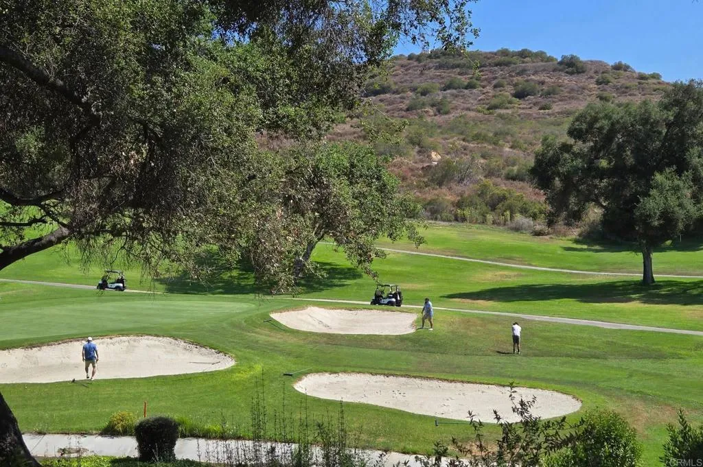 Browse Active FALLBROOK Condos For Sale