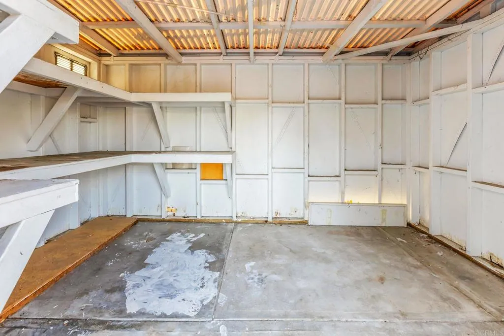 https://cdn.realtyfeed.com/cdn/127/306513944/52a99165da60bd1b5e48c85c374286a0.webp