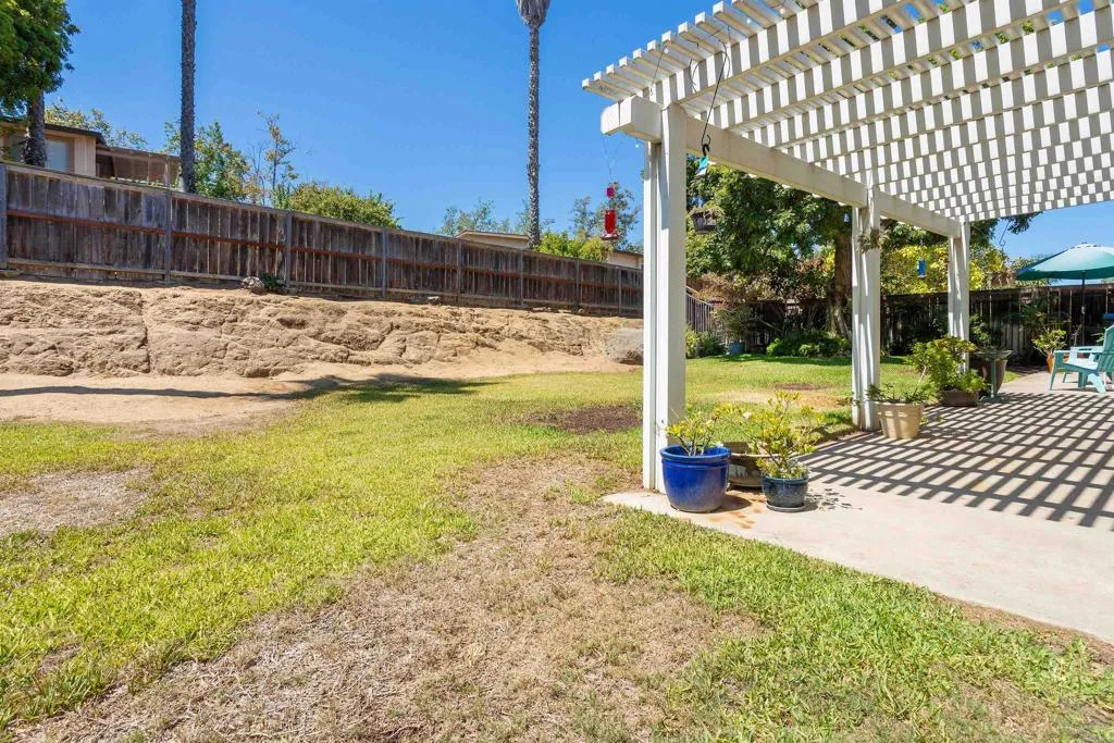 https://cdn.realtyfeed.com/cdn/127/306513974/6eef349a1ced88e31c43f4c4e30be104.webp