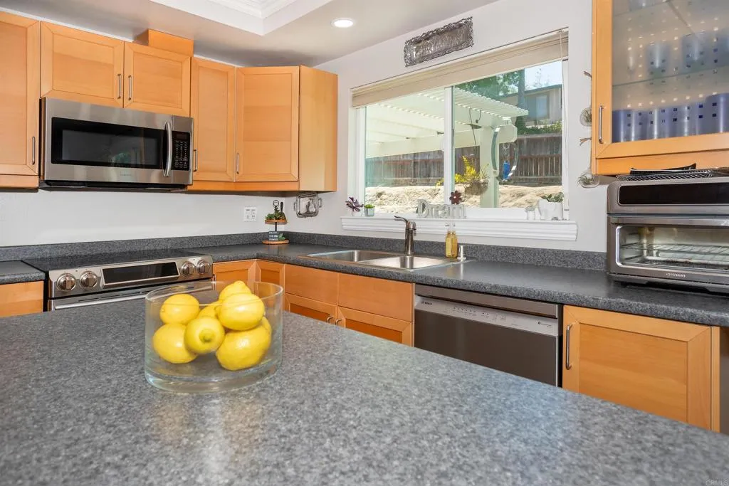 https://cdn.realtyfeed.com/cdn/127/306513974/78d2ad834d1c92c00a3fdf75e54caf80.webp