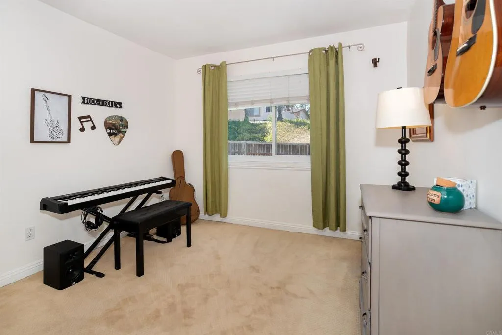 https://cdn.realtyfeed.com/cdn/127/306513974/9d2238fcedc7af2f680762fe610c765a.webp
