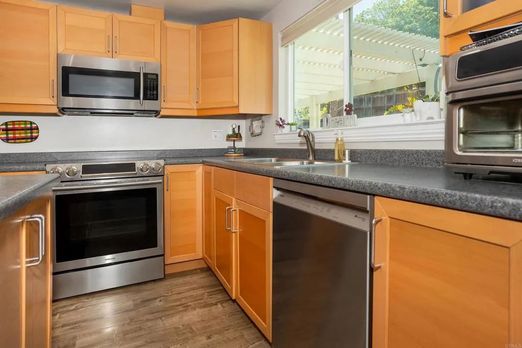 https://cdn.realtyfeed.com/cdn/127/306513974/9f80313b09821e035fbcd03b1bc03d9c.webp