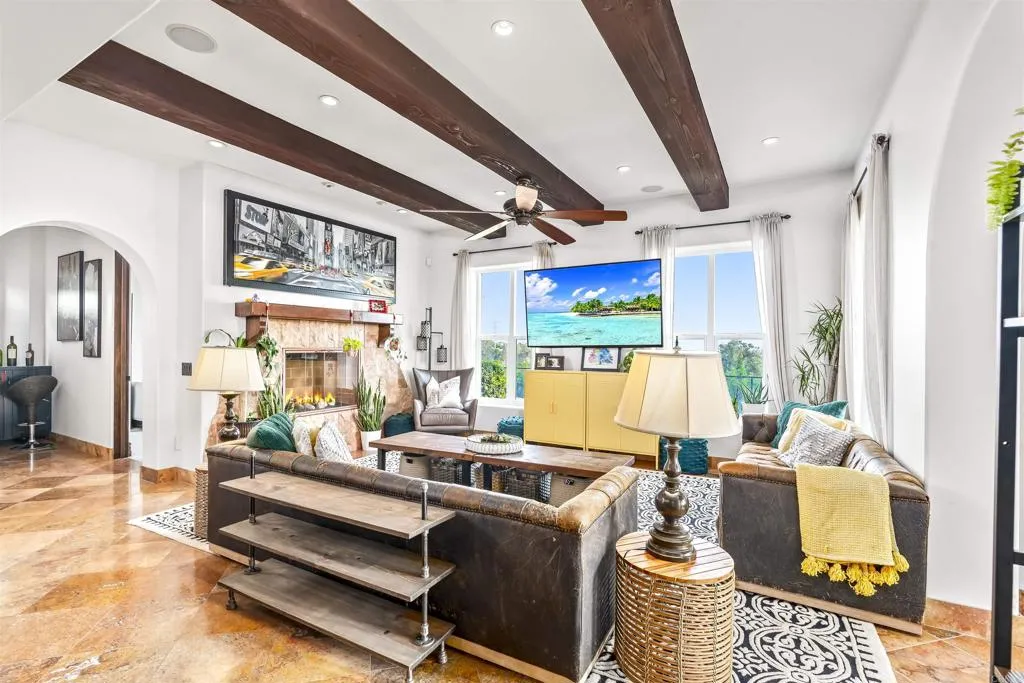 https://cdn.realtyfeed.com/cdn/127/306514021/853fabad6eb2a2b4a643e0c08b3ce973.webp