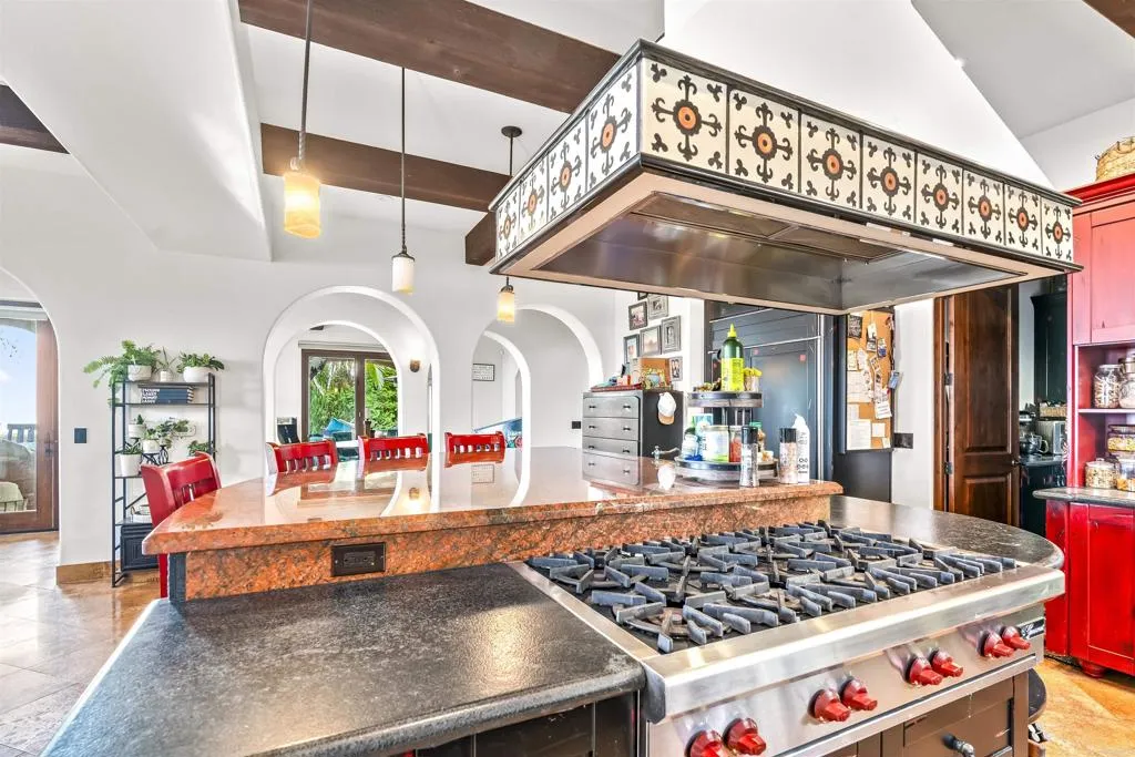 https://cdn.realtyfeed.com/cdn/127/306514021/a19a06ac85f5308912ebaf15626b6117.webp