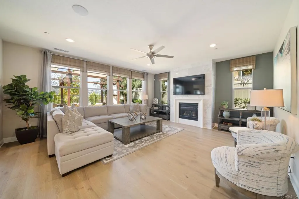 https://cdn.realtyfeed.com/cdn/127/306514029/3fcab0fbd7cbcf8bba4c993a6ef417f9.webp