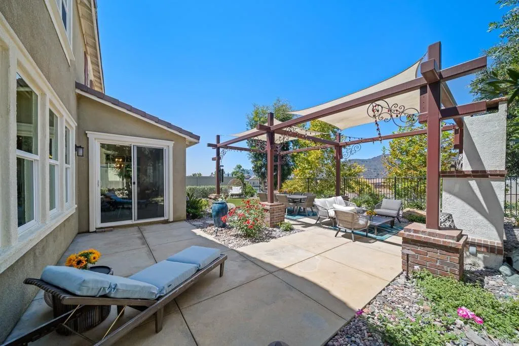 https://cdn.realtyfeed.com/cdn/127/306514029/7f165fc37c749d1f5ed15e7c155218f1.webp