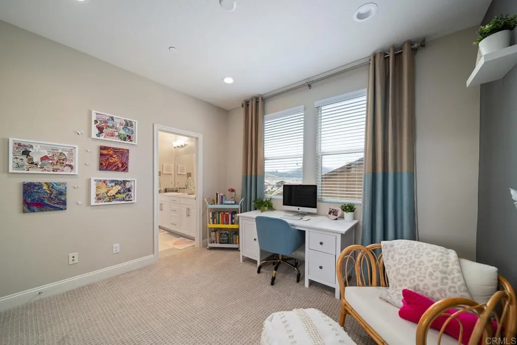 https://cdn.realtyfeed.com/cdn/127/306514029/b4bf46d54c00c9fe364ab9b0baad8be7.webp