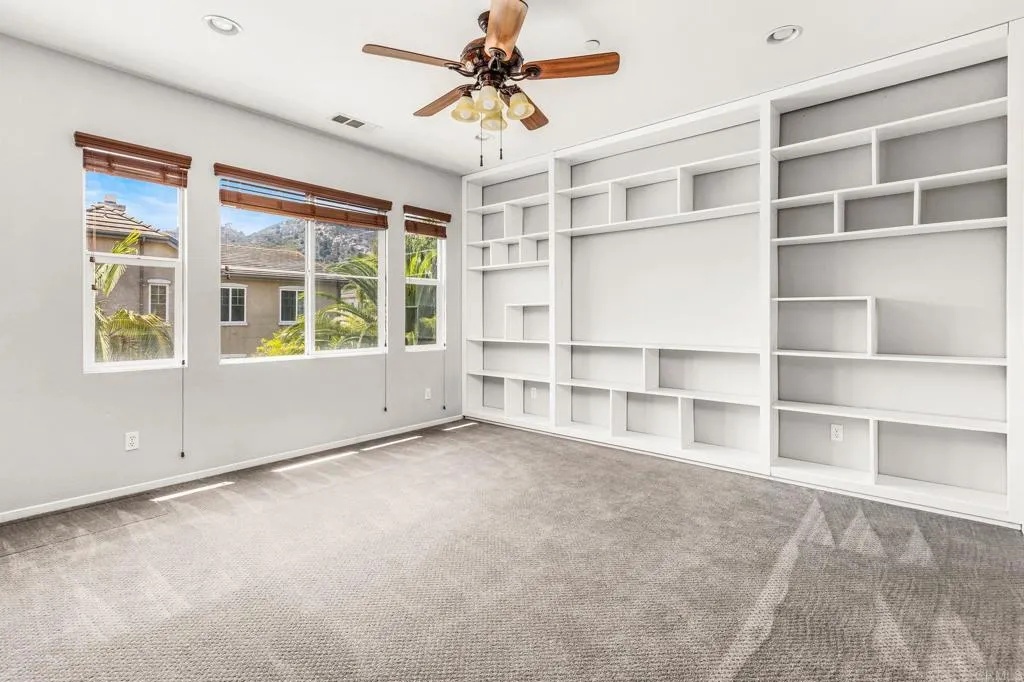 https://cdn.realtyfeed.com/cdn/127/306514088/4957123a2c25fd6e83bdeba00a076bc0.webp