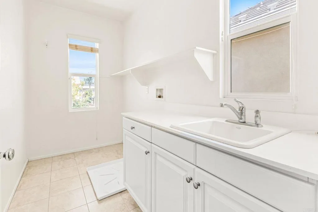 https://cdn.realtyfeed.com/cdn/127/306514088/b3929f86b98a847c95e661f5189b37dd.webp
