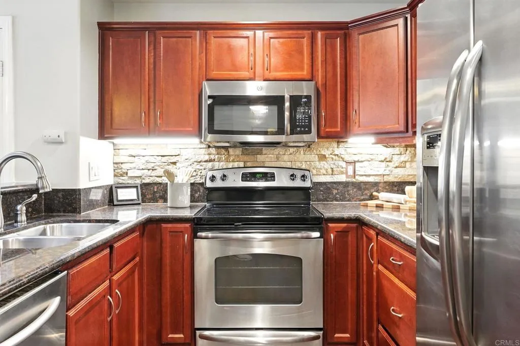 Photo #8: PTP2506031 Listing: Photo #8
