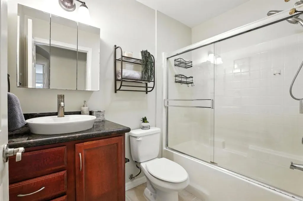 Photo #15: PTP2506031 Listing: Photo #15