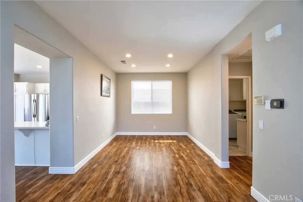 https://cdn.realtyfeed.com/cdn/127/306514247/789e979b94f0e592a1fb4528d3c7adaa.webp