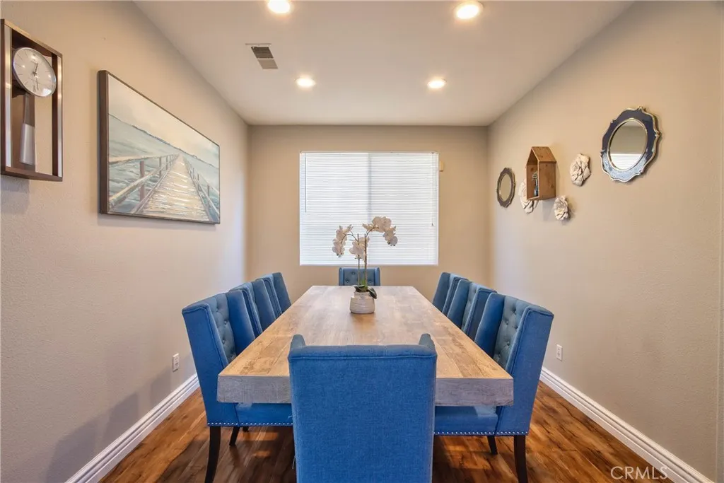 https://cdn.realtyfeed.com/cdn/127/306514247/d3c0d02dbc50d5436745c5d192970a32.webp