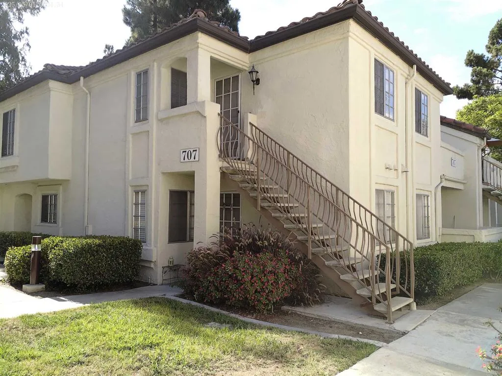 https://cdn.realtyfeed.com/cdn/127/306514250/0aa4ed36ac31e04fb251d11e98153cb0.webp