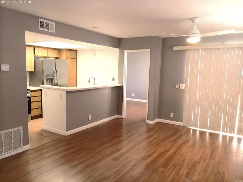 https://cdn.realtyfeed.com/cdn/127/306514250/1dadc8f301dfa2f77b29d7410c943c24.webp