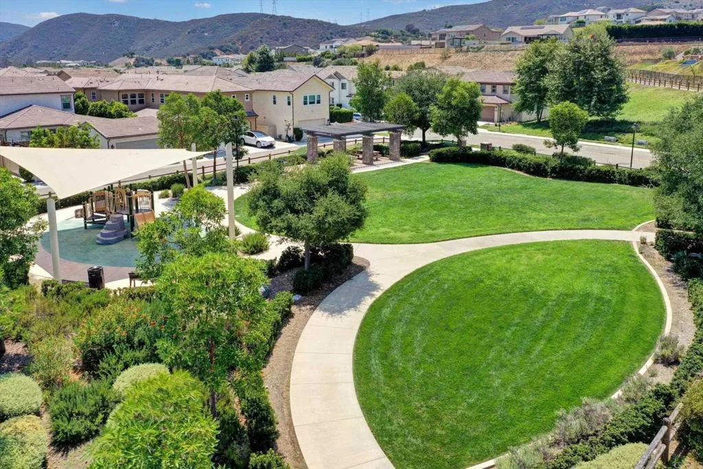 https://cdn.realtyfeed.com/cdn/127/306514276/1d3feff75c43f4afba3650e2b3d802a0.webp