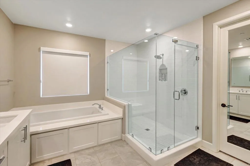 https://cdn.realtyfeed.com/cdn/127/306514276/372ccd949a2b6962e435e5904a93c42e.webp