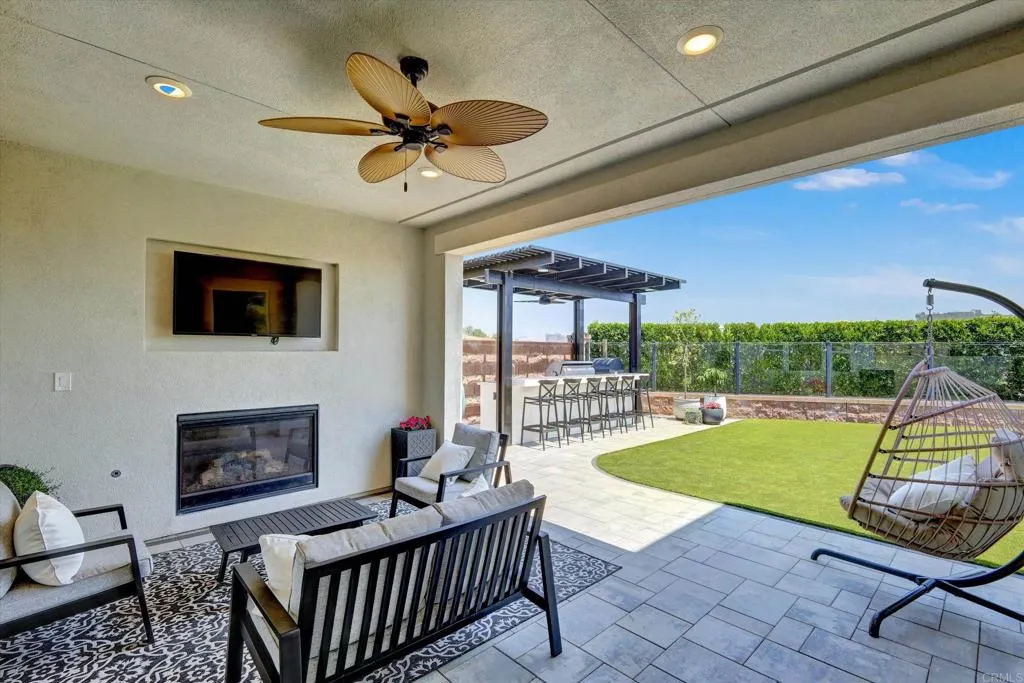 https://cdn.realtyfeed.com/cdn/127/306514276/696121bc984d9c53939b2ca33dc99ba2.webp