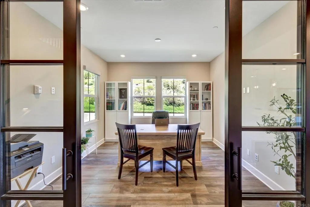 https://cdn.realtyfeed.com/cdn/127/306514276/7c0e2e72c60eaa6ad584302b8a7c20ee.webp
