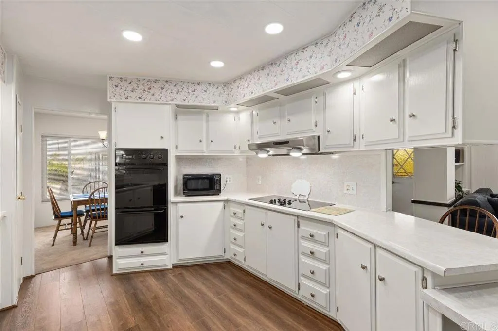 https://cdn.realtyfeed.com/cdn/127/306514323/29035ba01c78d6e48a43541ebd3d9180.webp