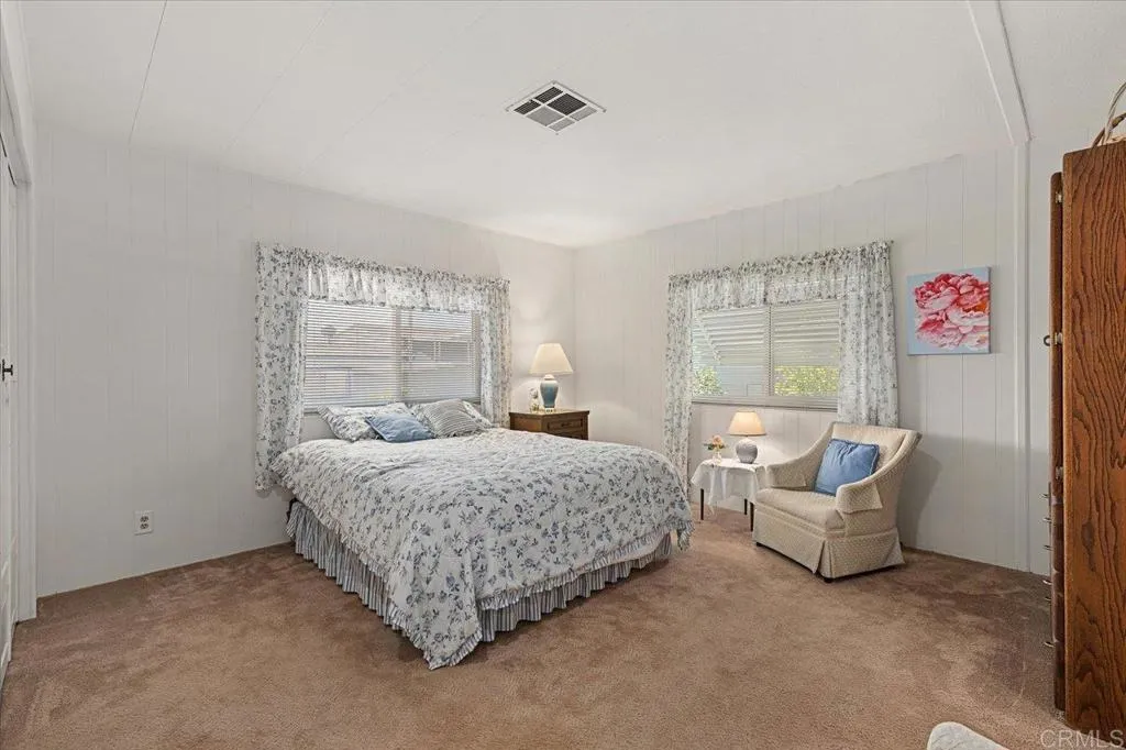 https://cdn.realtyfeed.com/cdn/127/306514323/39b1ce2fceb6850b7b0ec9de69e92d34.webp