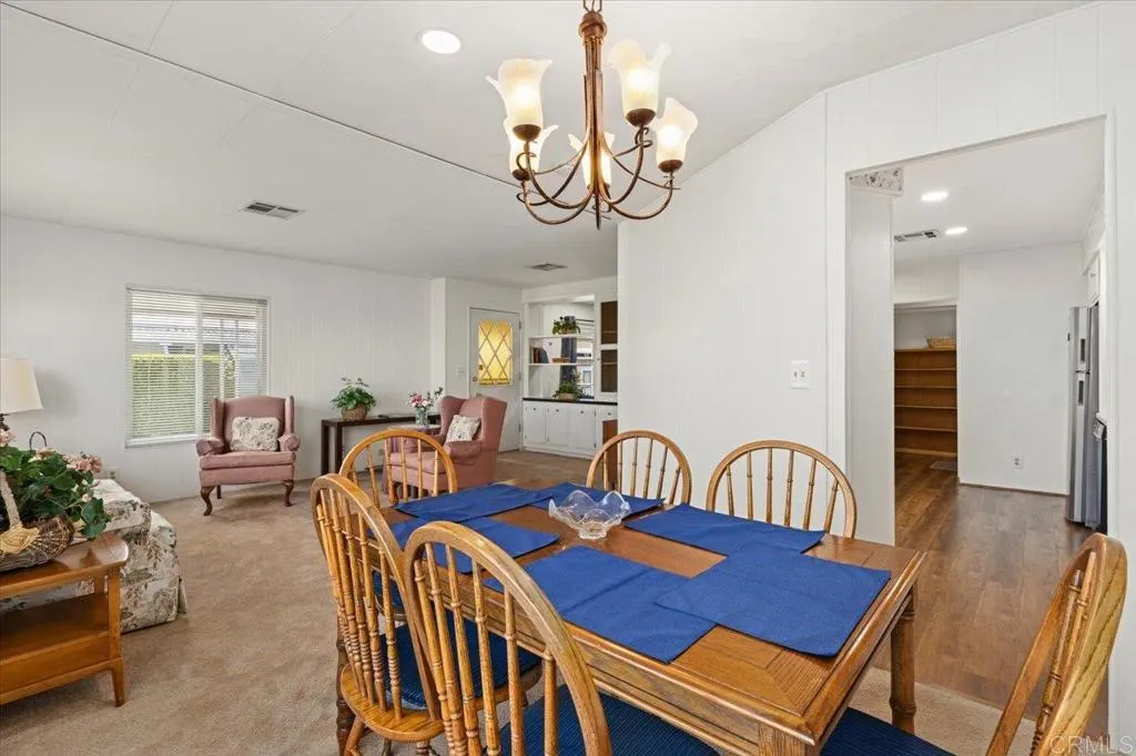 https://cdn.realtyfeed.com/cdn/127/306514323/925207041f2348616f6f557f14850e55.webp