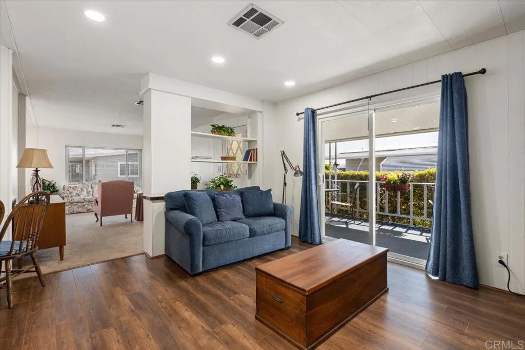 https://cdn.realtyfeed.com/cdn/127/306514323/d5bede469020ee98ec7d59102c5b919c.webp