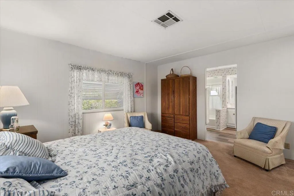 https://cdn.realtyfeed.com/cdn/127/306514323/f50bef5dbfa44ee1409c65a635f2368b.webp