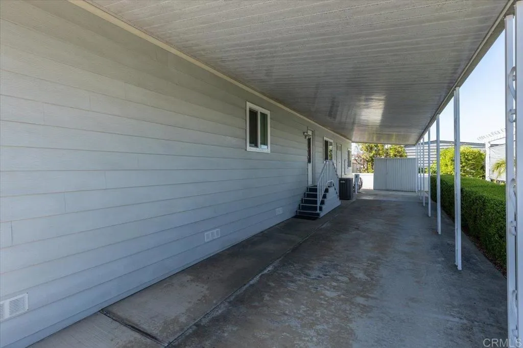https://cdn.realtyfeed.com/cdn/127/306514323/f6f646d5920236736387d6904a132f70.webp