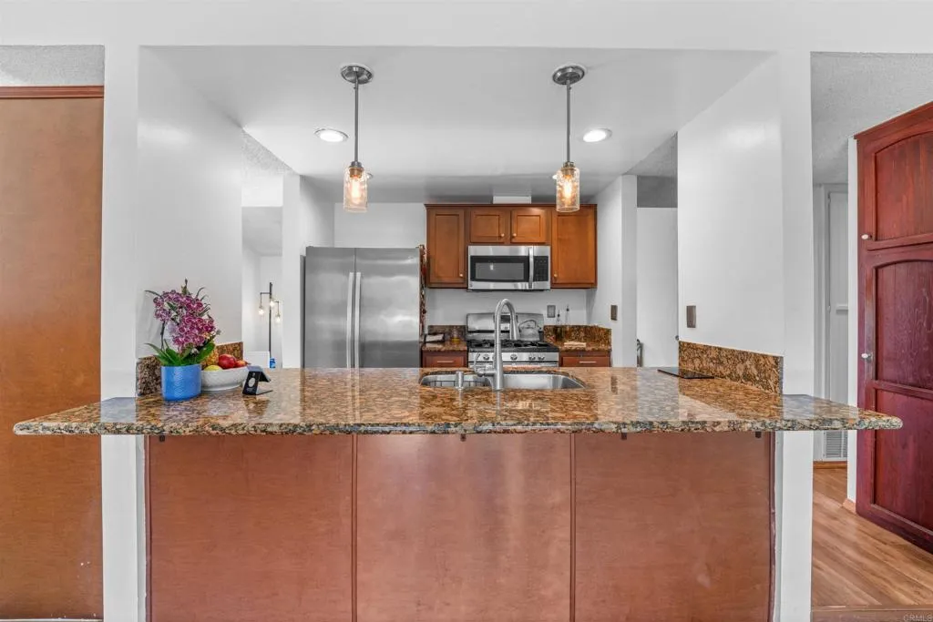 https://cdn.realtyfeed.com/cdn/127/306514339/b749ca275c459f8abc22e1c137e1794d.webp