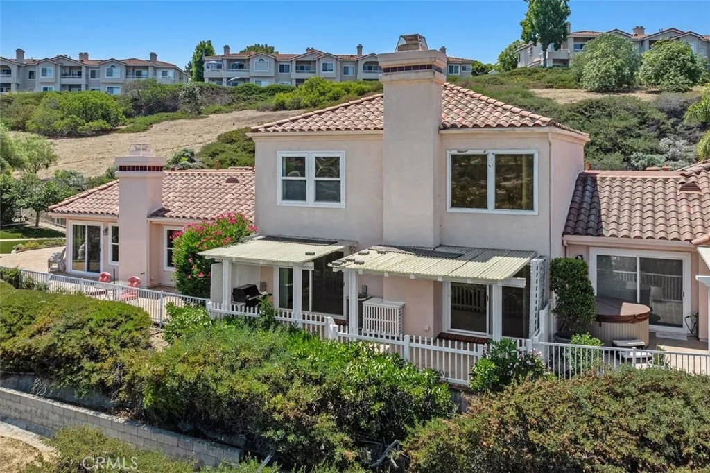Photo #4: OC25176766 Listing 