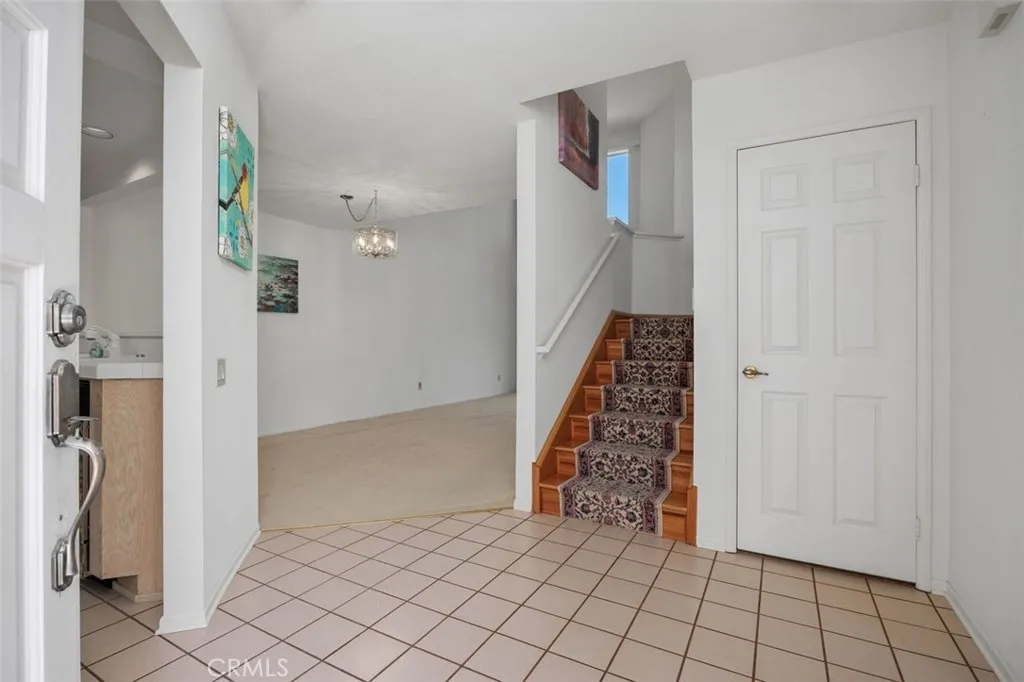 Photo #11: OC25176766 Listing: Photo #11