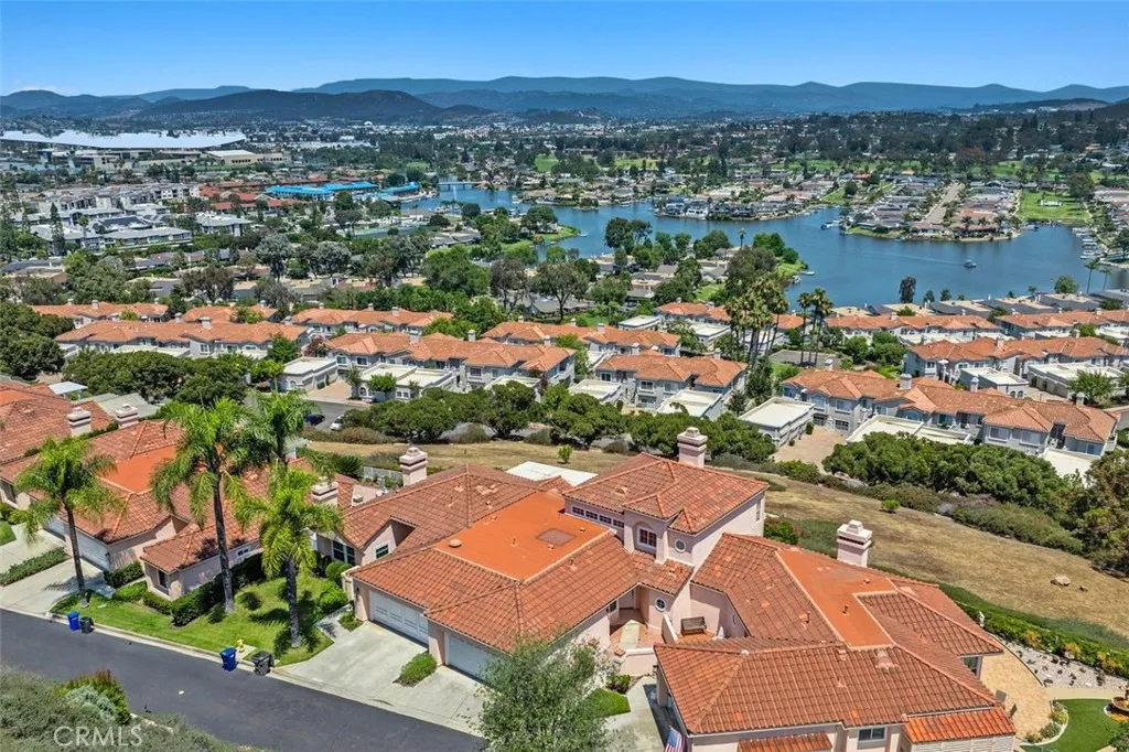 Photo #3: OC25176766 Listing 