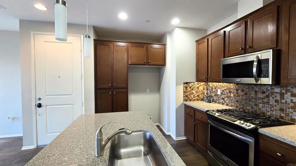 Photo #9: PTP2506040 Listing: Photo #9