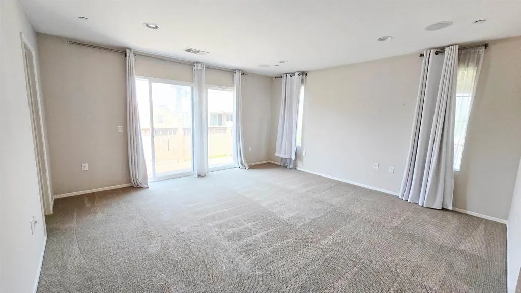 https://cdn.realtyfeed.com/cdn/127/306514379/cd58040d0dbd7385a24505e9d11daf04.webp