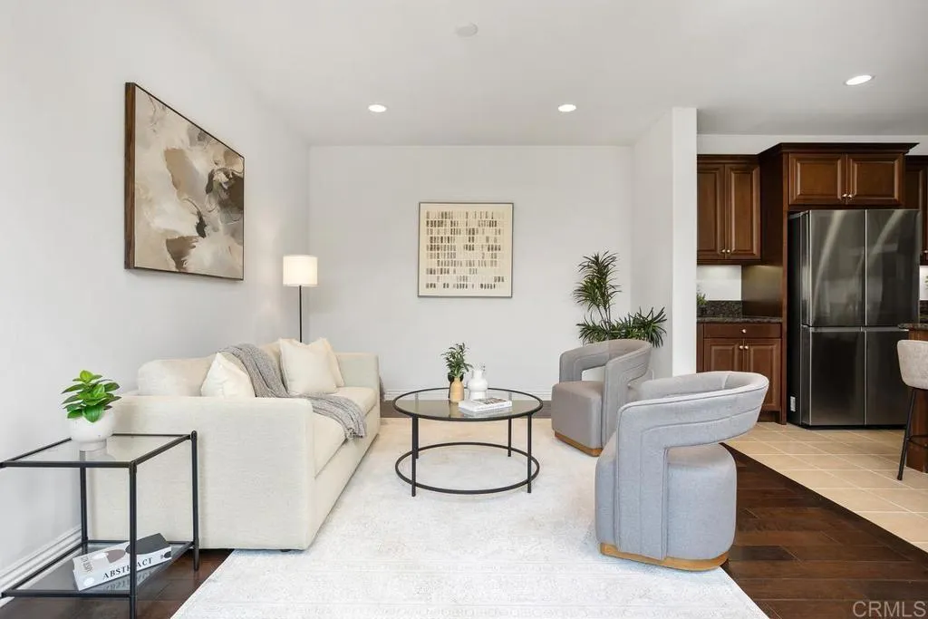 https://cdn.realtyfeed.com/cdn/127/306514472/2ab40ce41a37e9f6aa75b9709b44020f.webp