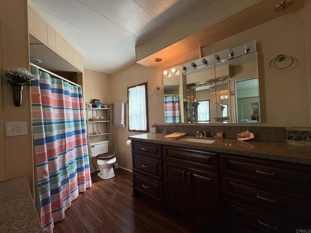 https://cdn.realtyfeed.com/cdn/127/306514535/135d88d46123fa105d33f9af70df1b18.webp