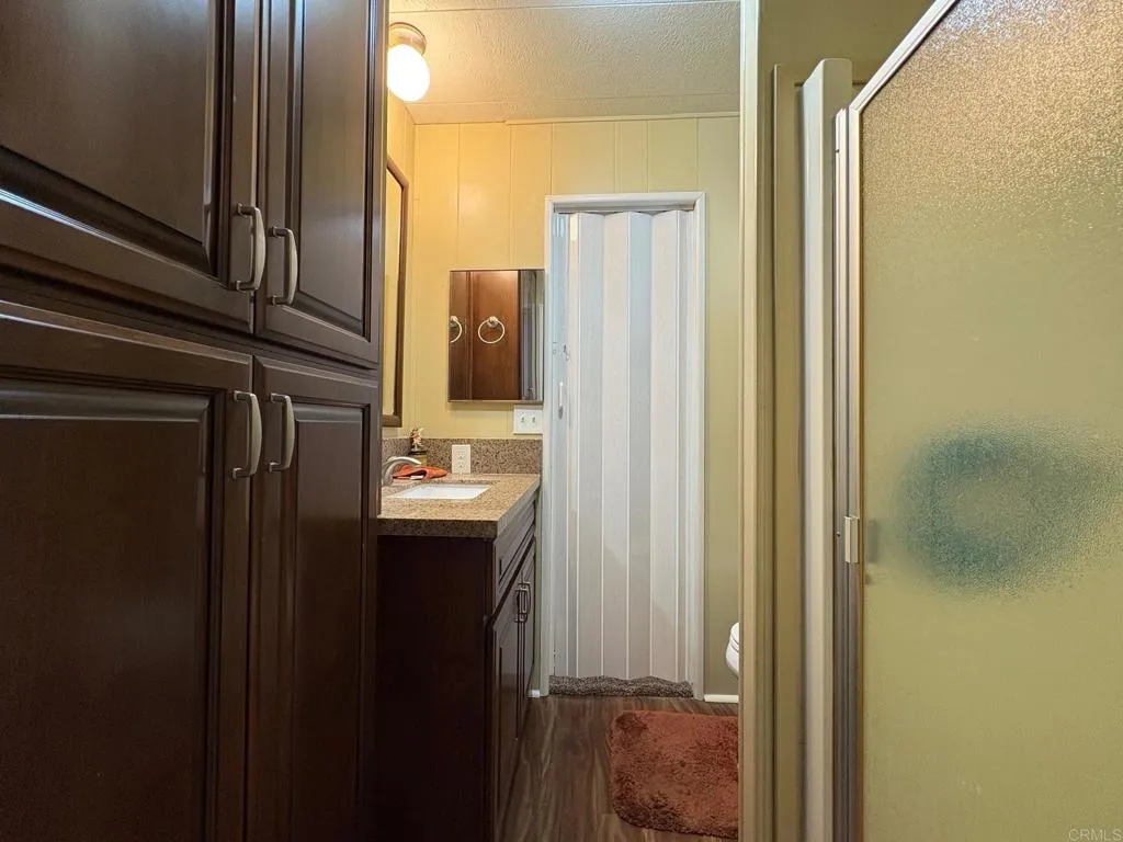 https://cdn.realtyfeed.com/cdn/127/306514535/23dd0775b76b6e3032ab97f751923b30.webp
