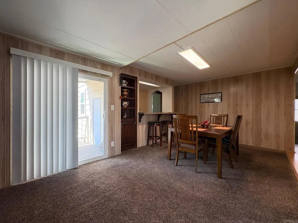 https://cdn.realtyfeed.com/cdn/127/306514535/51bd0a0f462bd93a73f62896edecbe5f.webp