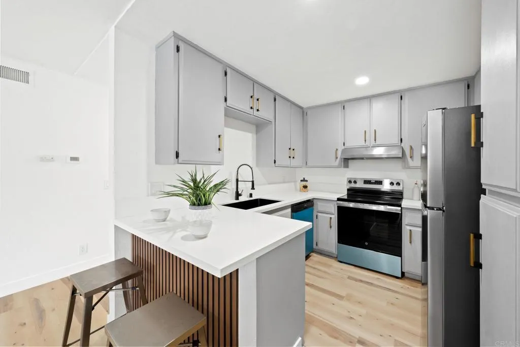 Photo #11: PTP2506047 Listing: Photo #11